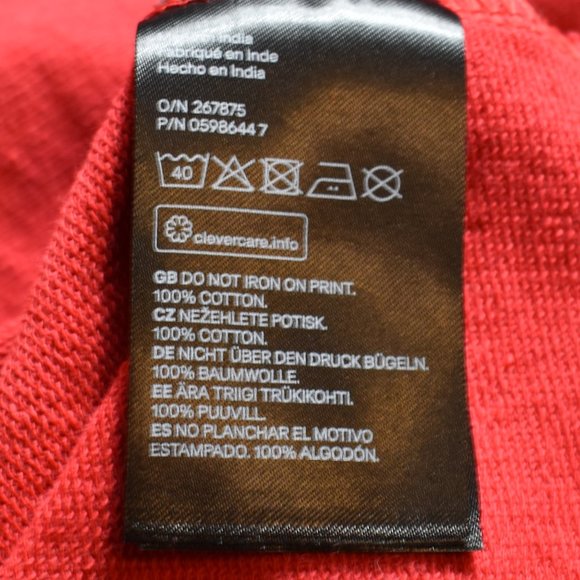 H&M Tops H M Junior Crop Top W Lamour Grapic Poshmark